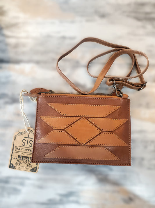 STS Ranchwear Kai Stadium Leather Purse